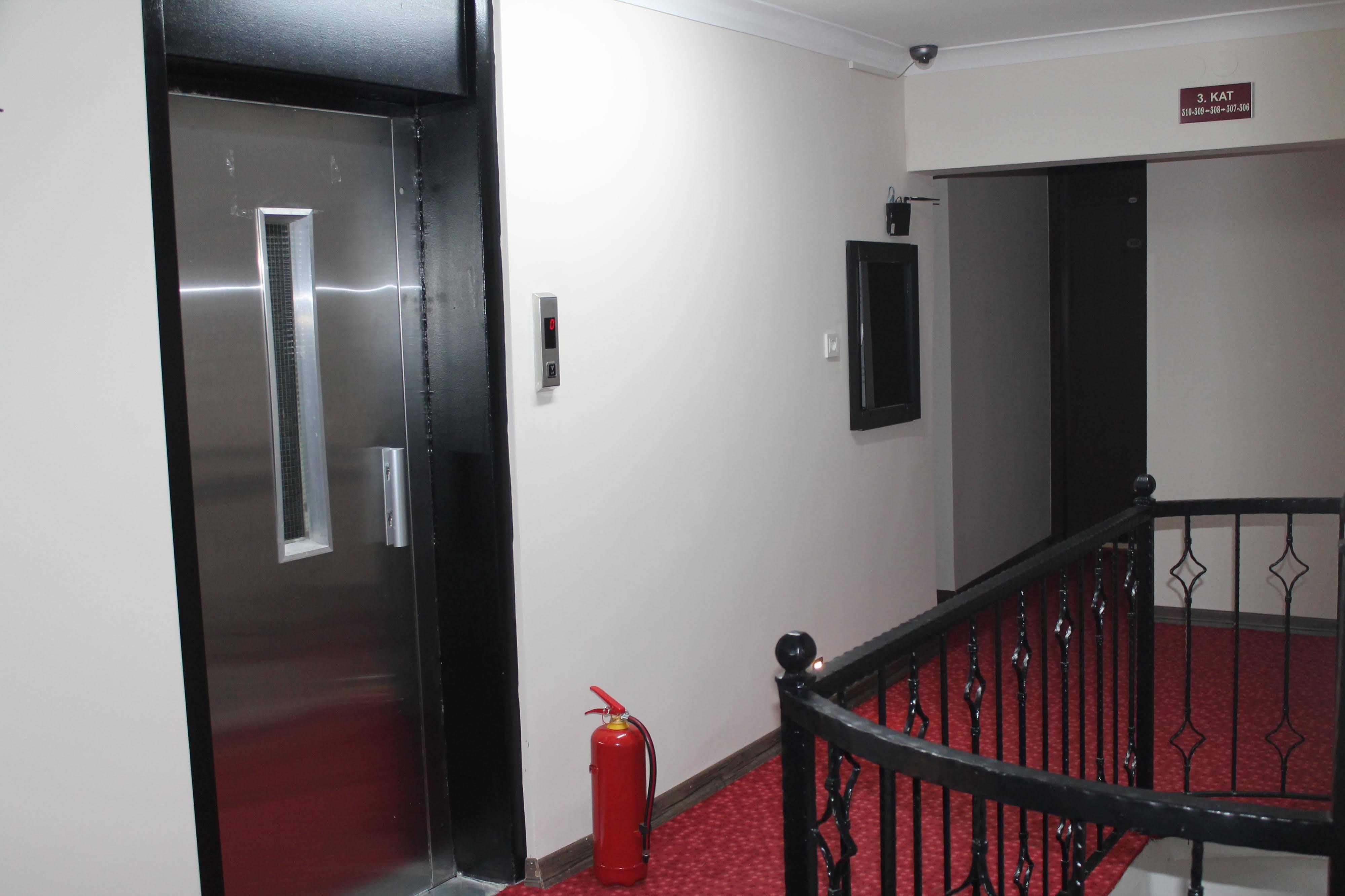 Hotel Abro Necatibey Анкара Екстер'єр фото